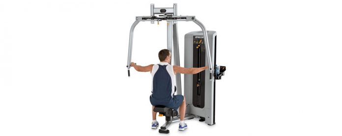Machine-Rear-Deltoid-Fly سرشانه فلای برعکس